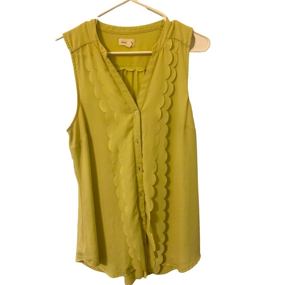 Anthropologie Scalloped Meadow Rue Sleeveless Yellow Blouse sz 10